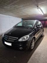 Mercedes-Benz B 150 Autotomatik  NAVI AHK Sitzh. - gebrauchte Mercedes-Benz B 150 aus dem Jahr 2009