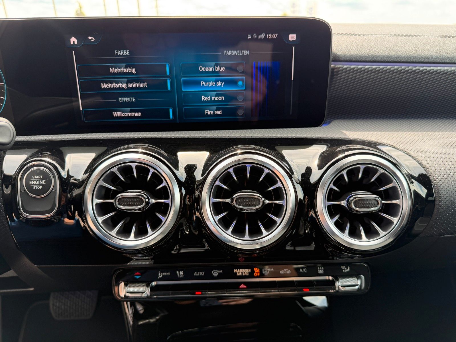 Fahrzeugabbildung Mercedes-Benz CLA 250 e Progressive Night+Distr+R-Kamera+Ambie