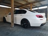 BMW M5 F10 competition face-lift unfallfrei  - BMW: F10