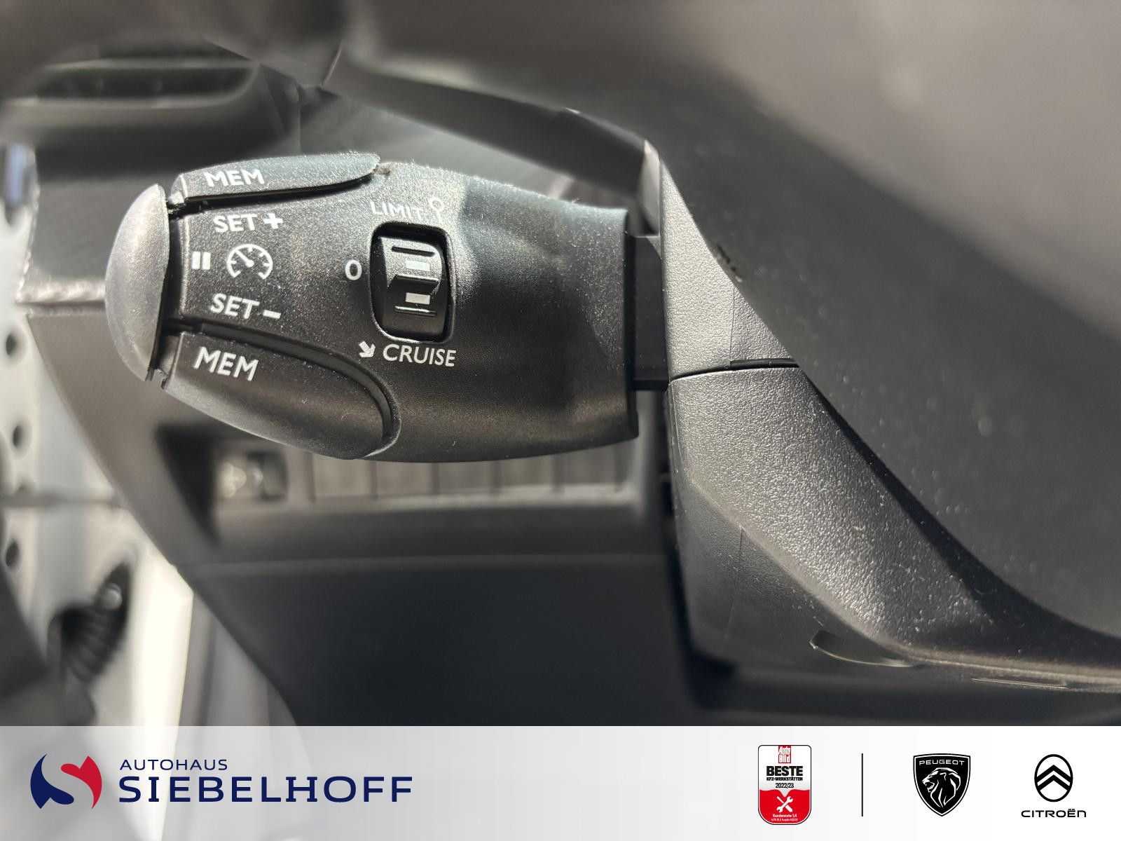 Peugeot 208 - Bild 13