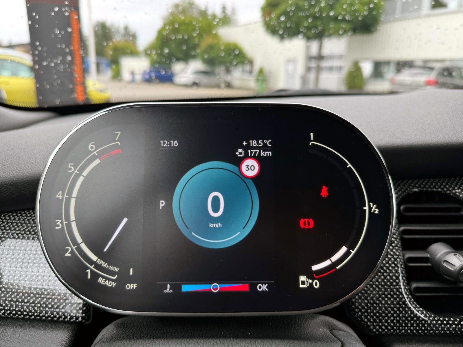 Fahrzeugabbildung MINI COOPER 3-trg. Classic-Trim LED KAM PDC CarPlay