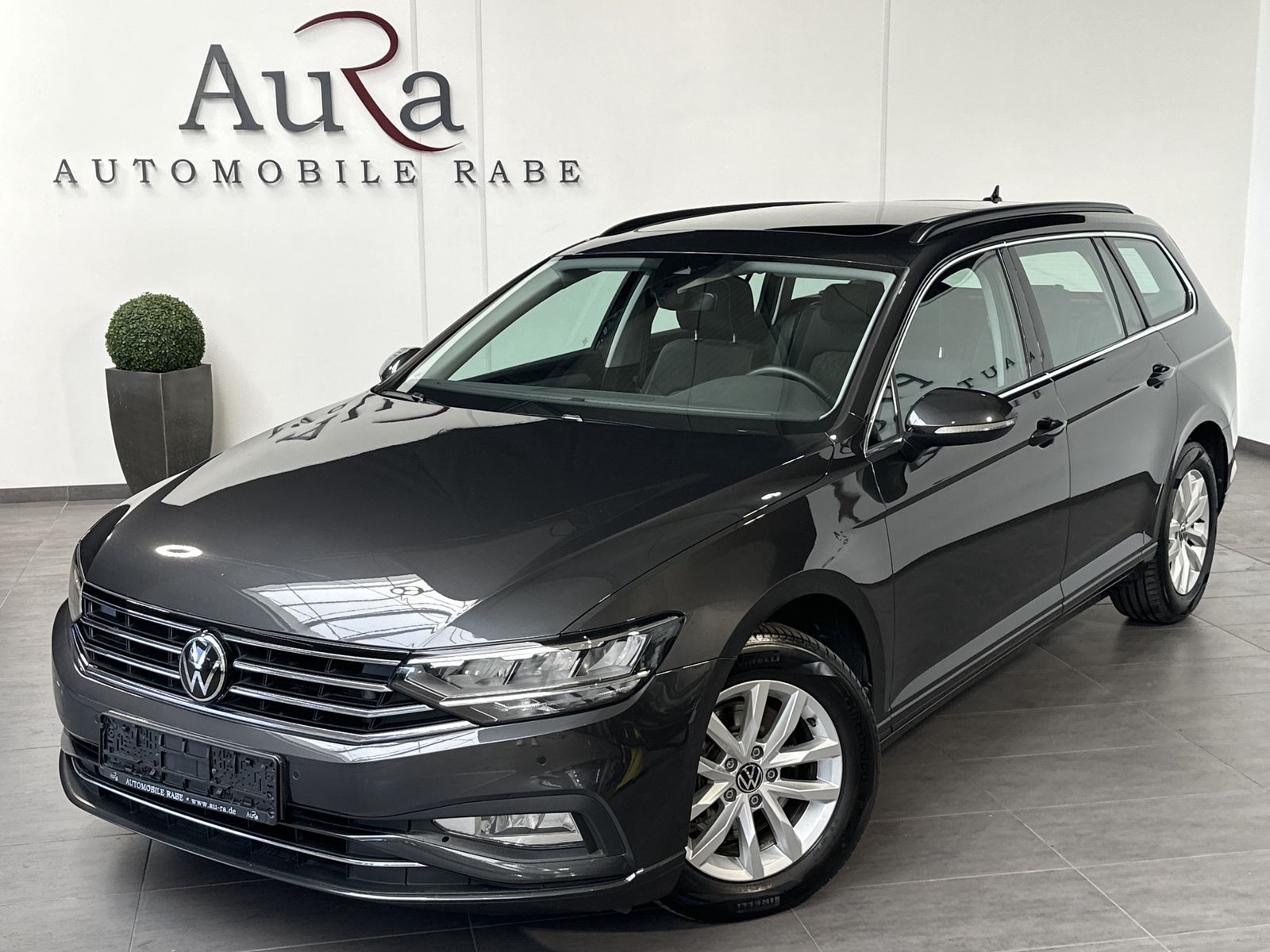 Fahrzeugabbildung Volkswagen Passat Variant 2.0 TDI Business DSG NAV+LED+PANO