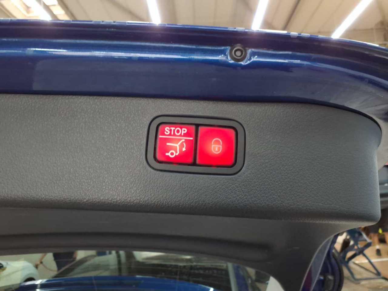 Mercedes-Benz C-Class d Kamera*LED*DAB*Distro*Navi+*Panoramadach, миниатюра 21