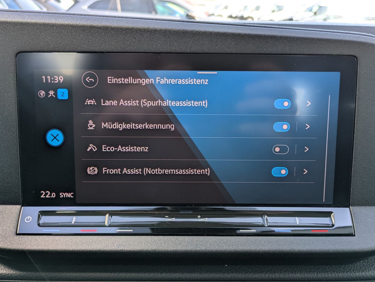 Fahrzeugabbildung Volkswagen Caddy Maxi 2.0 TDI 4Motion TEMP*KAMERA*APP*NAVI