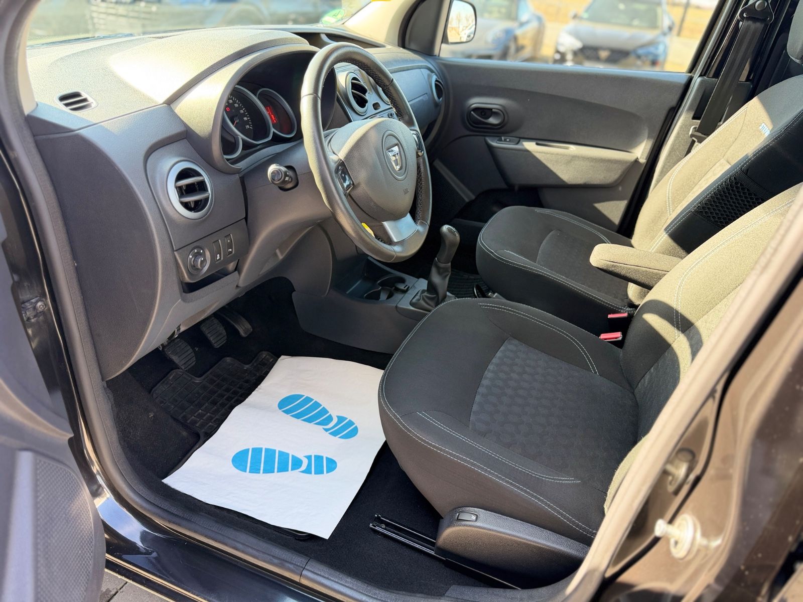 Dokker Stepway 1.2 TCE Navi Klima Alufelgen