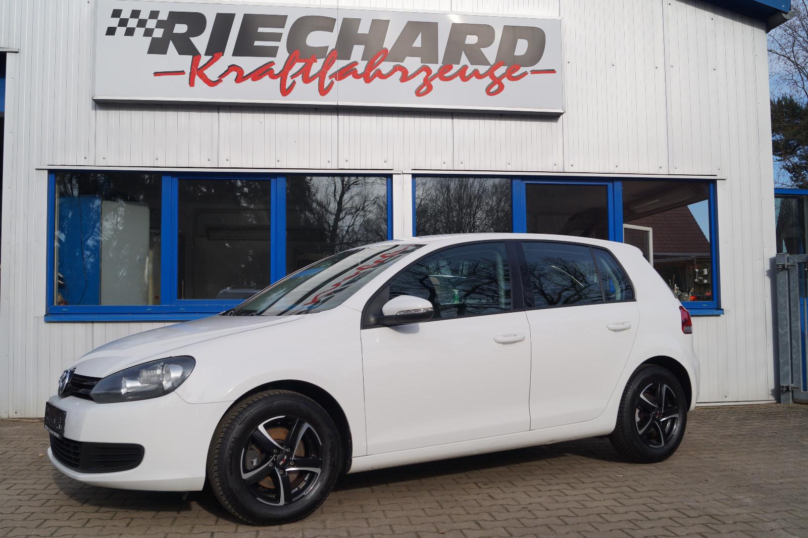 Volkswagen Golf 1.6 Trendline  ZR neu