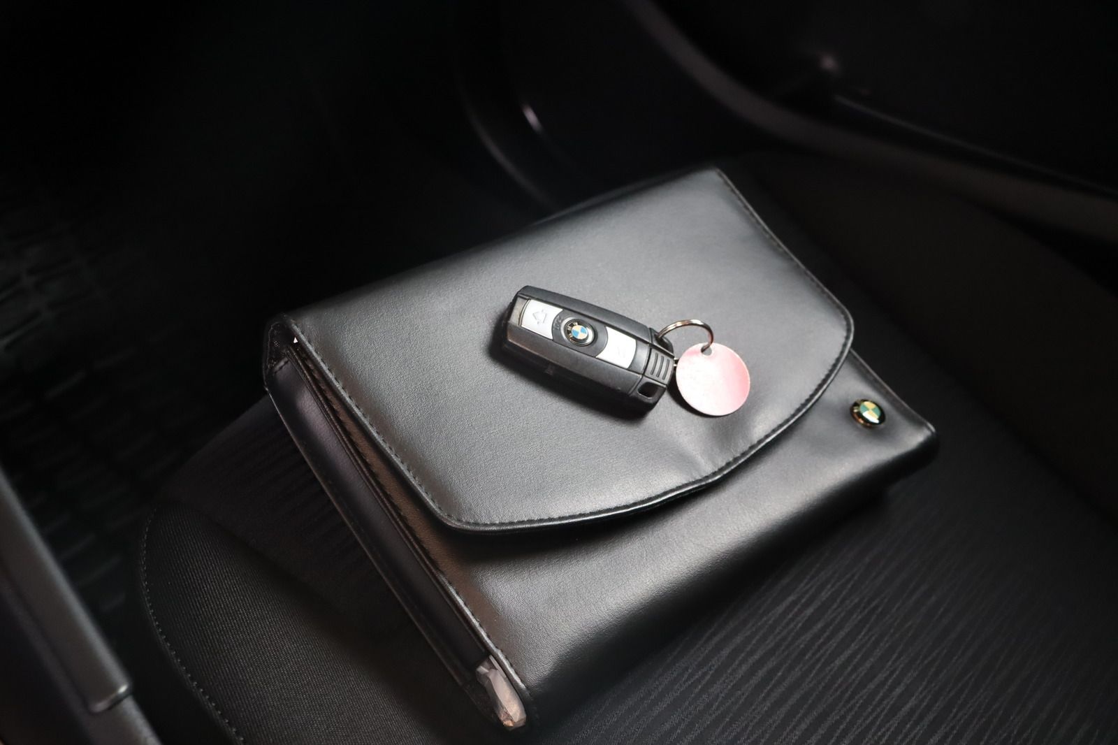 Fahrzeugabbildung BMW X1 sDrive 18i * Sitzhzg. * PDC