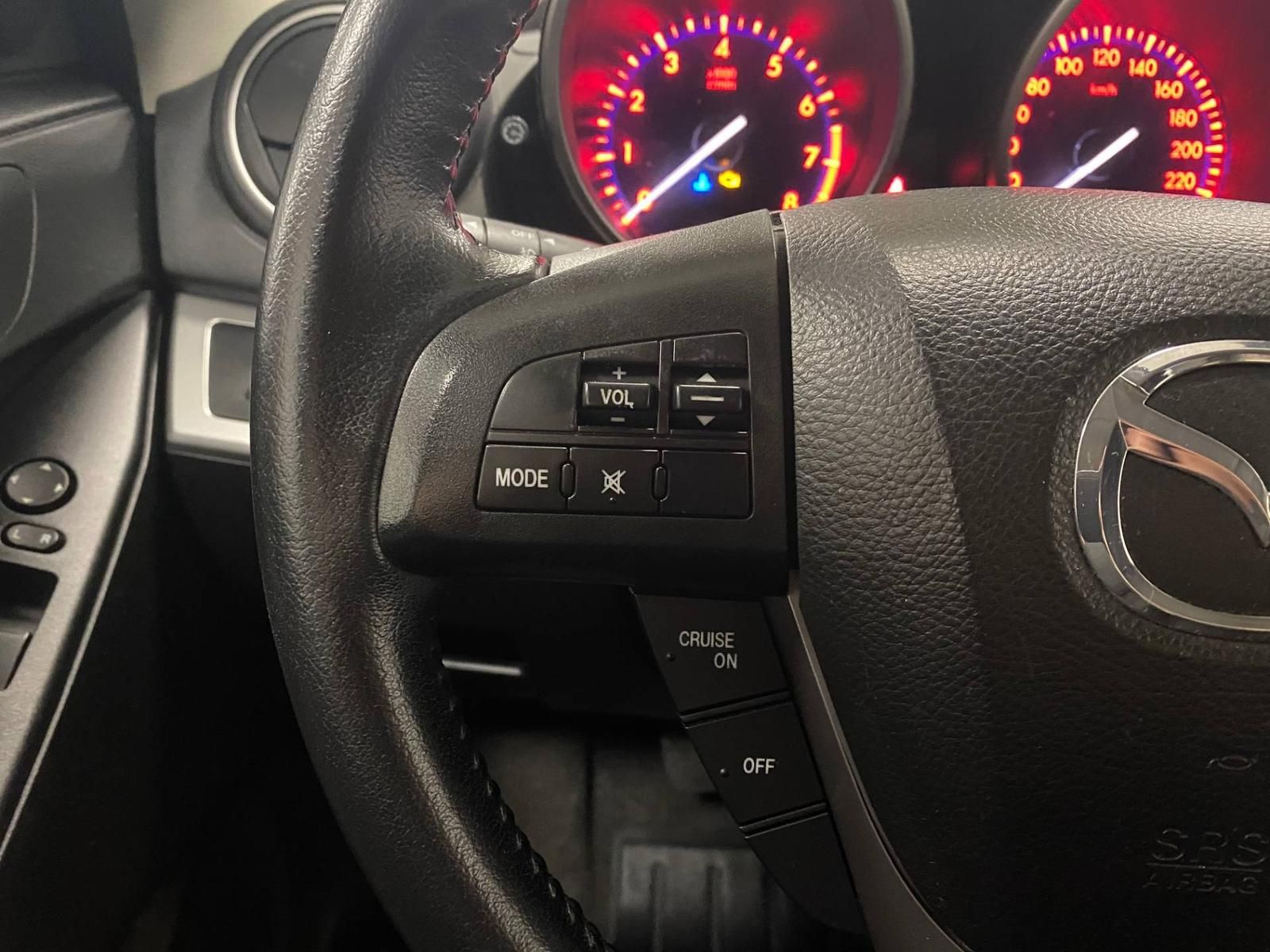 Fahrzeugabbildung Mazda 3 1.6 16V KAT Active Plus KLIMA+PDC+SITZHEIZ+ALU