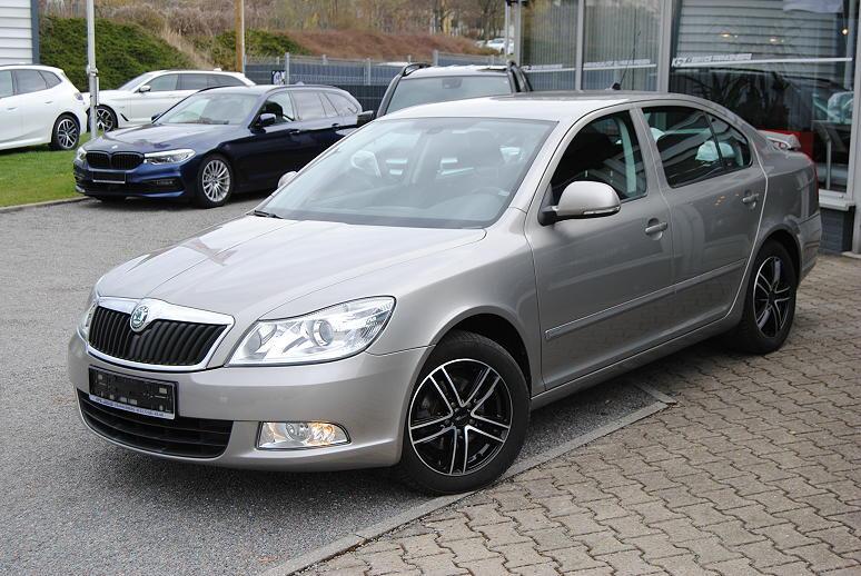 Skoda Octavia 1.4 TSI DSG Elegance.8xRäder.Scheckh.gep