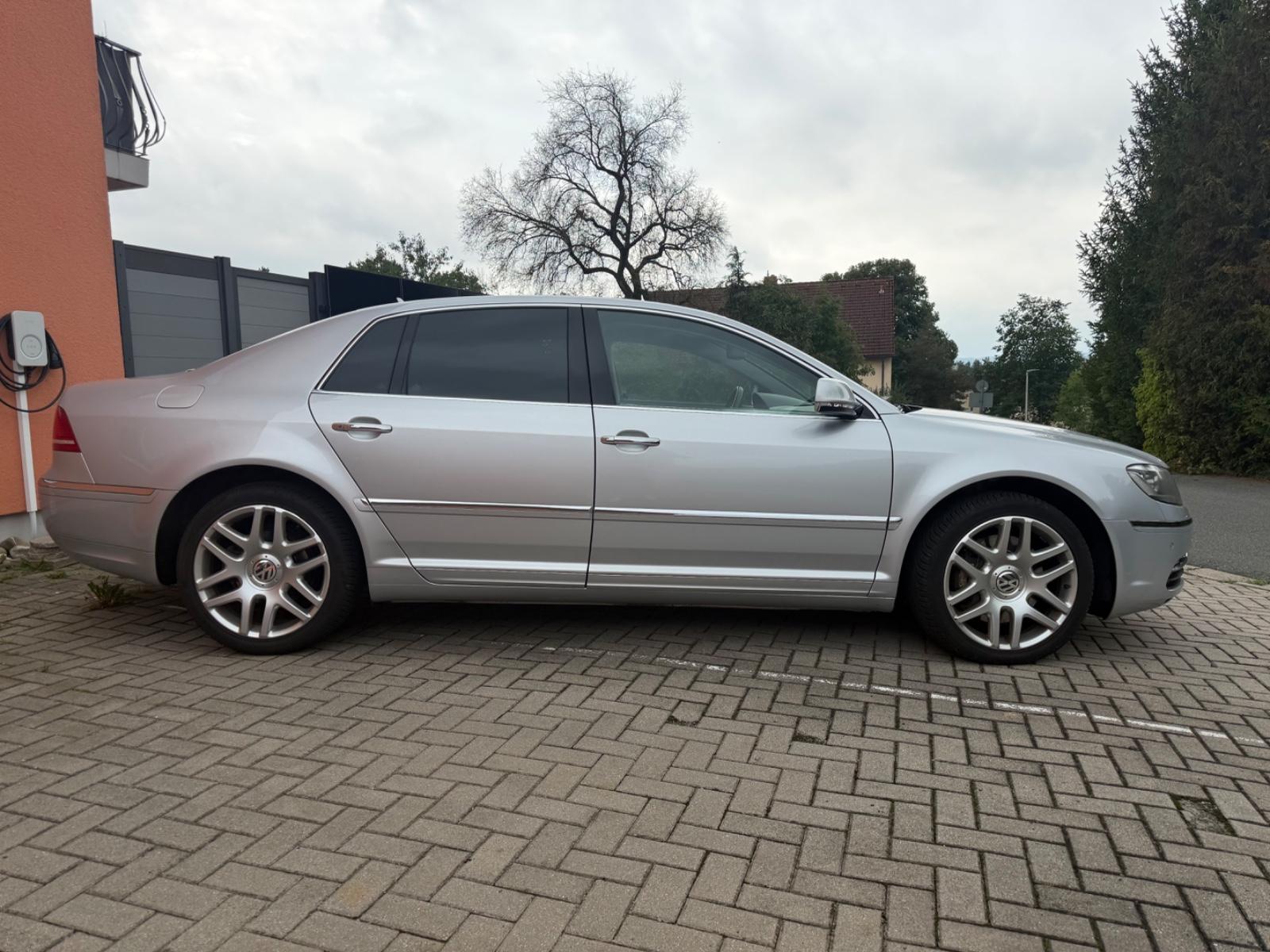 Volkswagen Phaeton 3.0 V6 TDI 4MOTION Tiptronic 5-Sitzer -