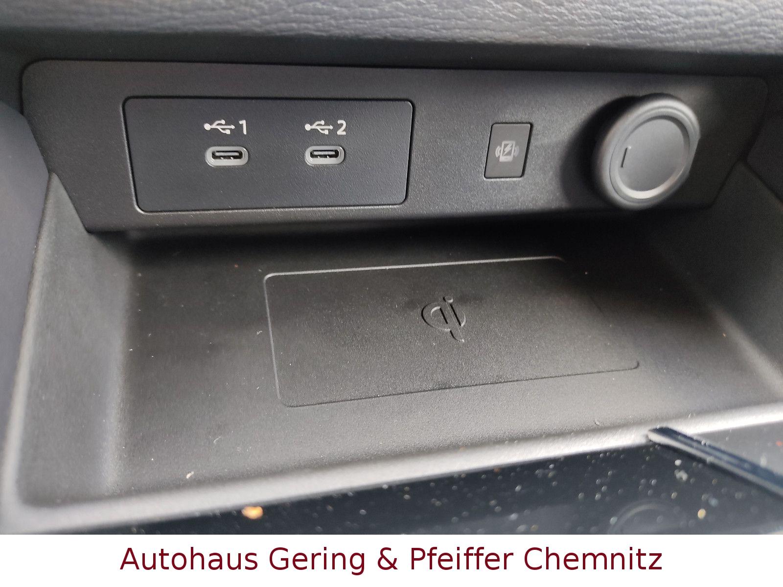 Mitsubishi Outlander PHEV Plug-in Hybrid Intro Edition