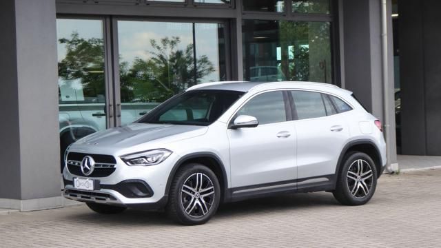 MERCEDES-BENZ MERCEDES-BENZ GLA 250 e hybrid EQ Sport Plus