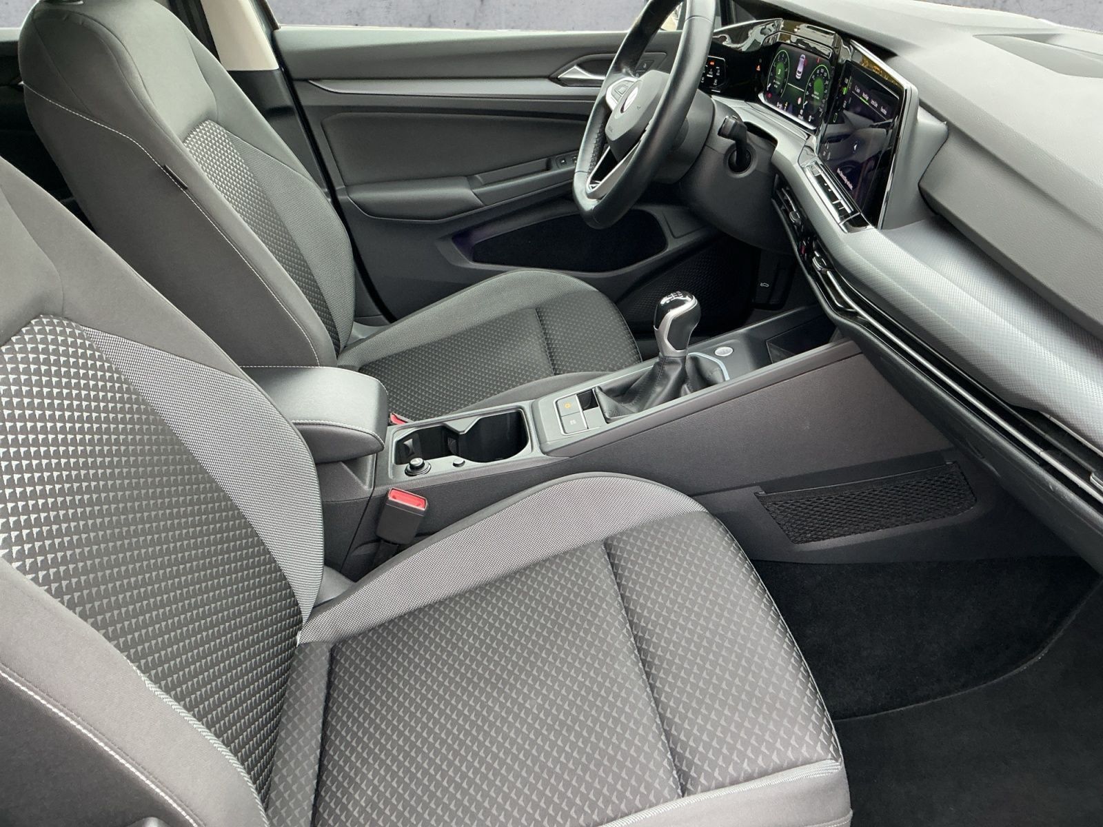 Volkswagen Golf - Bild 13