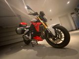 BMW F 900 R