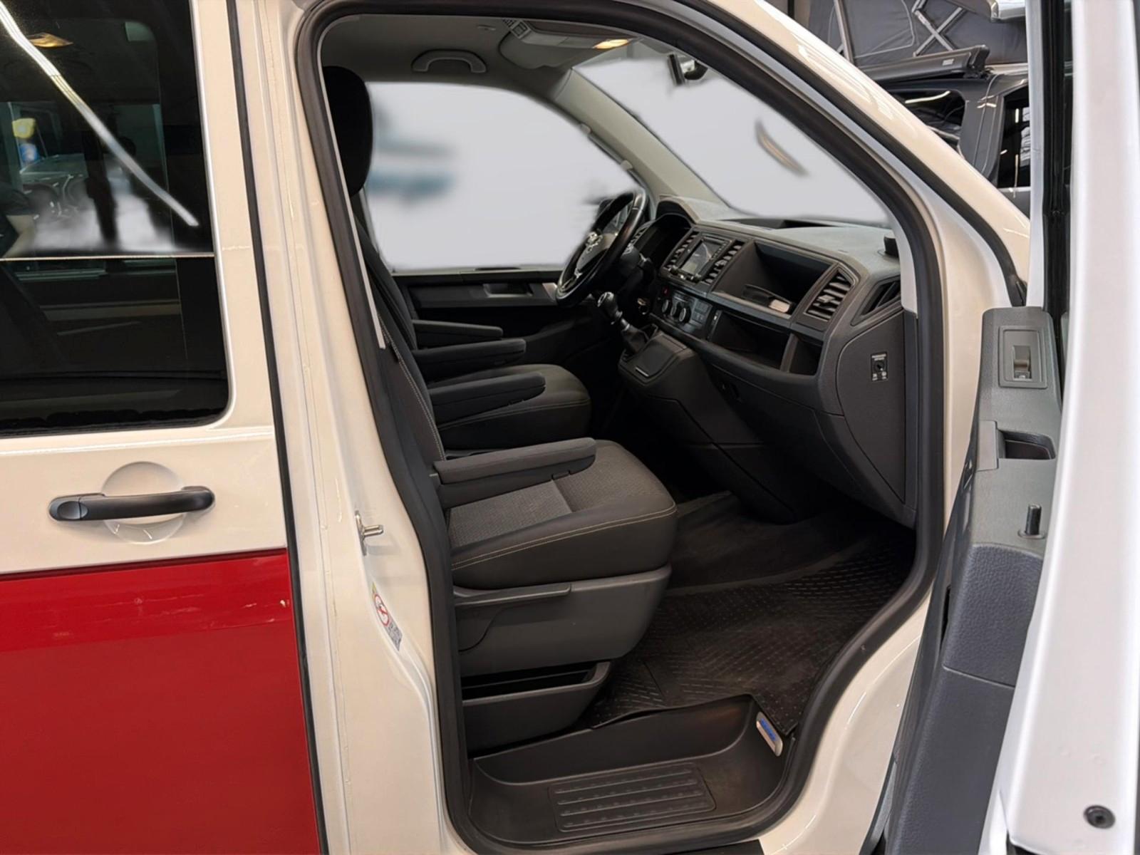 VOLKSWAGEN T6 2.0 TDI 150CH - BVM - ATTELAGE - RÉGULATEUR DE VITESSE - SIÈGES CHAUFFANTS