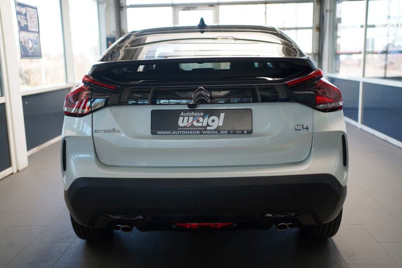 Fahrzeugabbildung Citroën C4 PureTech 130 Max Sitzheizung Navi DAB Klima