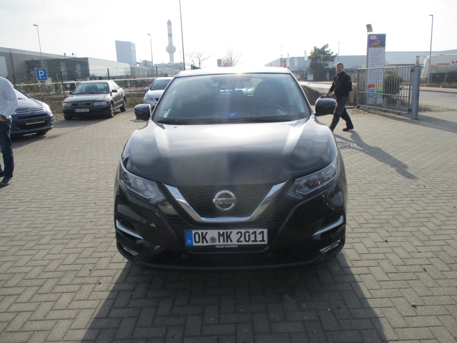 Nissan Qashqai N-Connecta AHK uvm