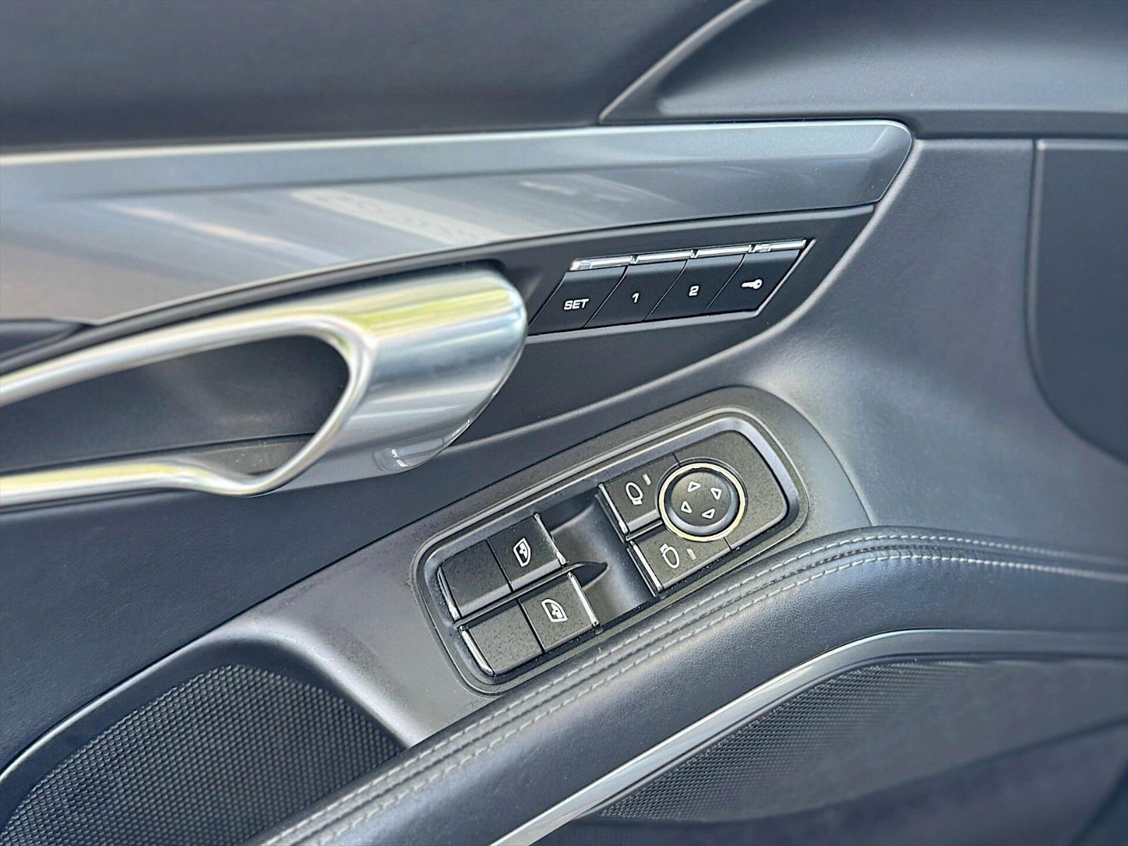 Fahrzeugabbildung Porsche 991.2 911 GTS Carrera 4S *Pano*LED*Keyless*BOSE*