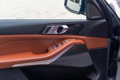 BMW X7 – 24 / 36