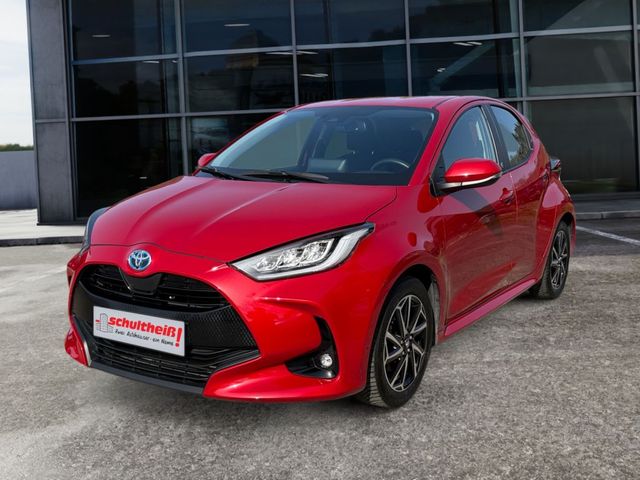 Toyota Yaris Hybrid 1.5 VVT-i Team Deutschland