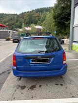 Ford Focus 1.4 - - Ford aus 2001
