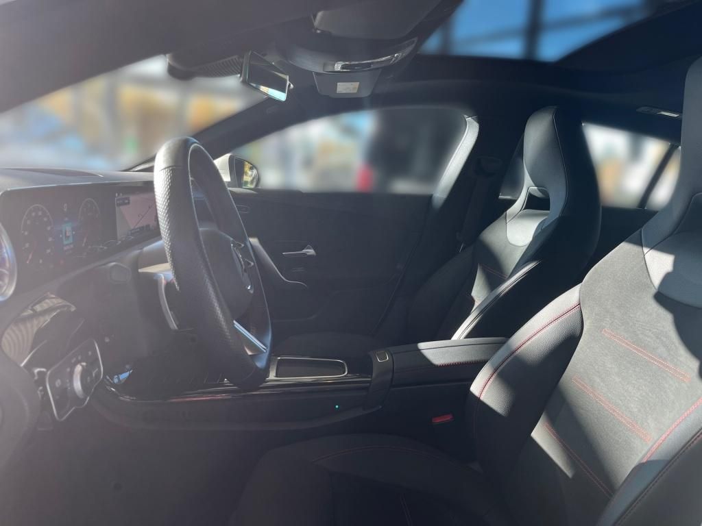 Fahrzeugabbildung Mercedes-Benz CLA 200 SB AMG AHK Pano Totwi. LED SHZ Sport DAB