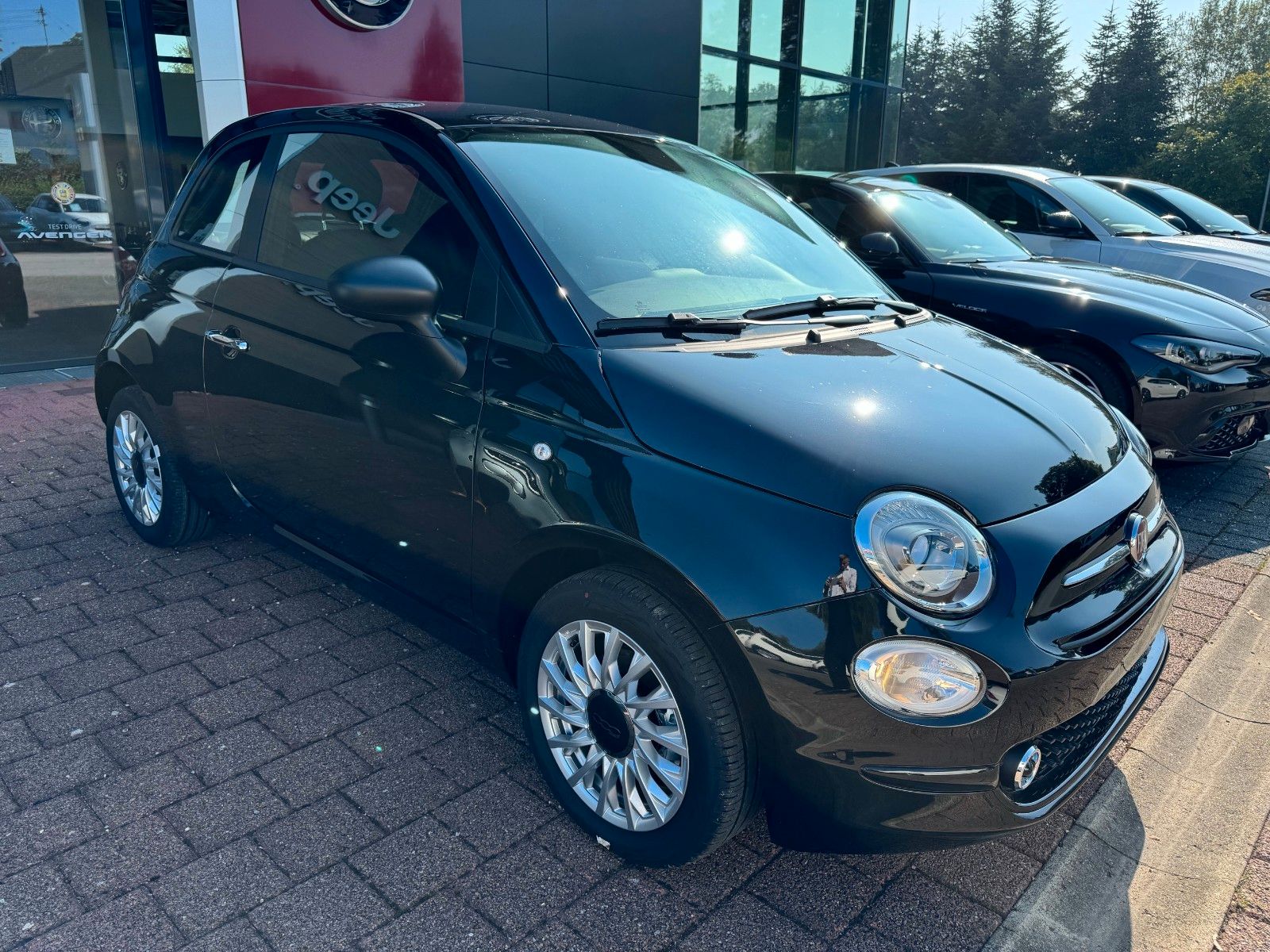 Fahrzeugabbildung Fiat 500 Hatchback MY23 1.0 GSE /Carplay /Tempomat