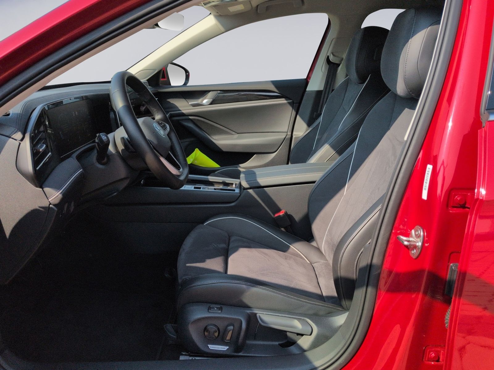 Passat Variant 1.5 eTSI DSG Business AHK+KAMERA+