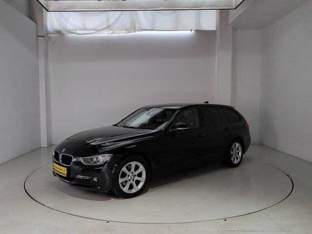 BMW 320 d Touring xDrive * Leder * Bi- Xenon