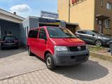 Volkswagen T5 Transporter Kasten-Kombi Caravelle - VW T5 Transporter in Magdeburg