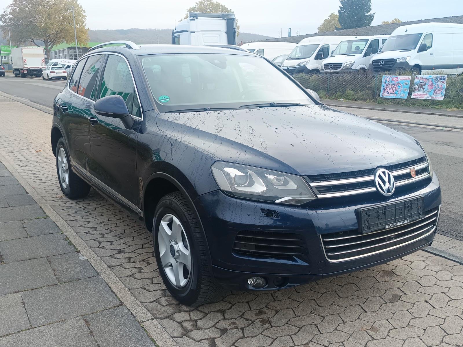 Volkswagen Touareg 2010 — interior