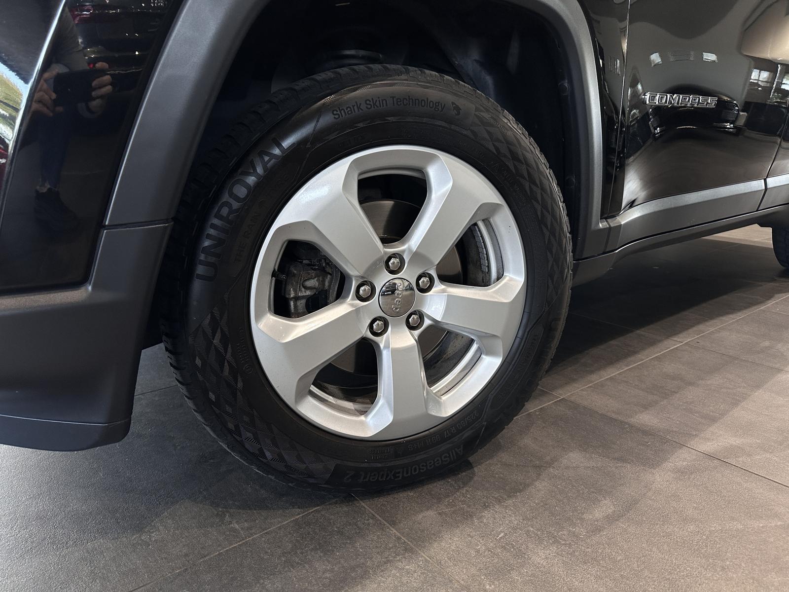 Jeep Compass Limited 4WD *AHK, NAVI, CARPLAY*