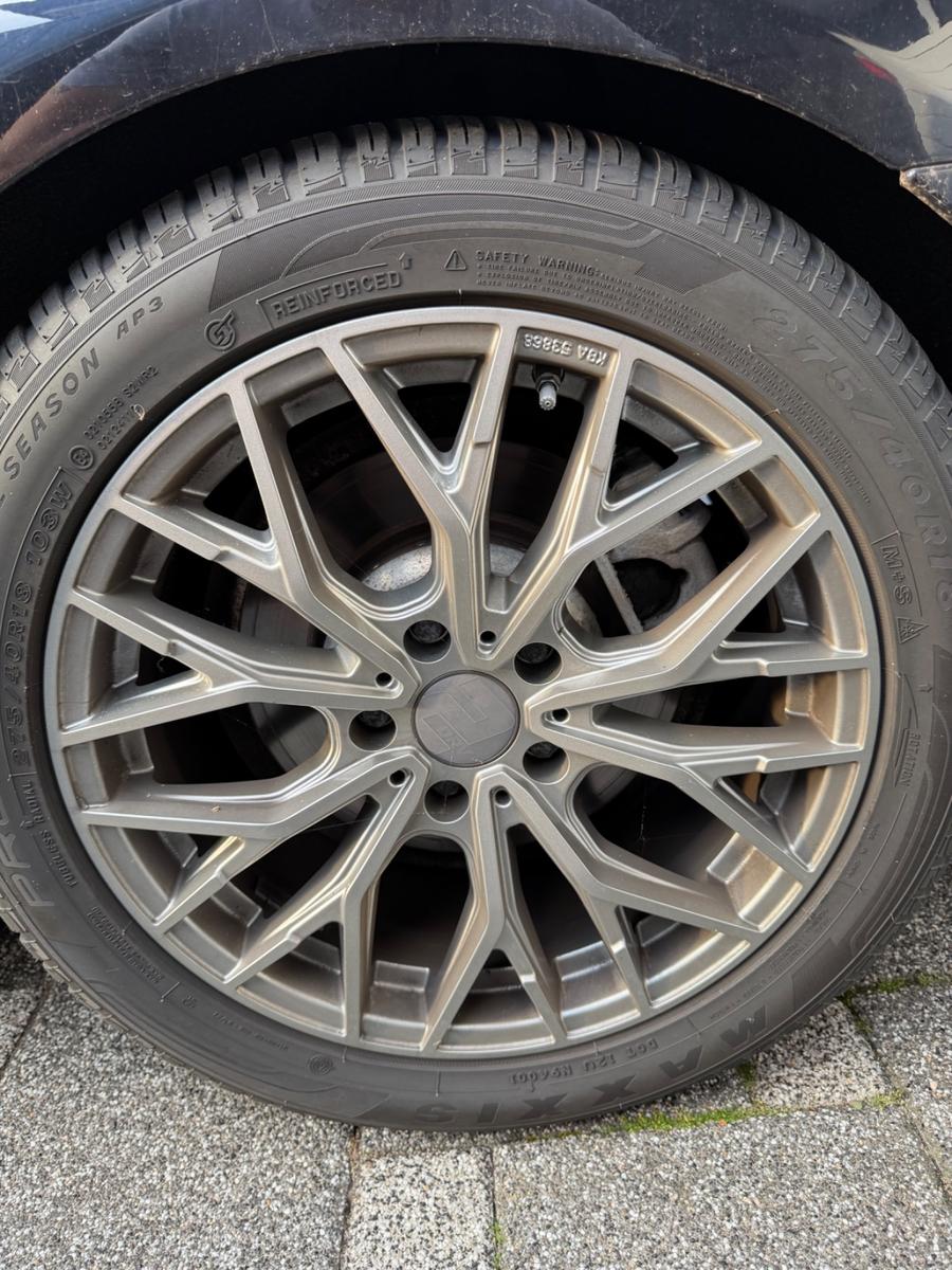 BMW 530i -