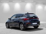 Hyundai i20 DCT 5Jahre+Navi+virtCP+Kamera+SHZ+PDC+Privac - Hyundai i20 in Karlsruhe