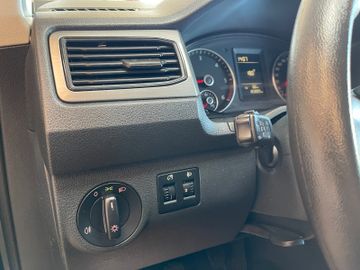 MYAUTOCENTER – Gebraucht- und Jahreswagen mit Werkstattservice in Pfaffenhofen Volkswagen Caddy PKW Maxi BMT*Klima*Radio*7Sitze*