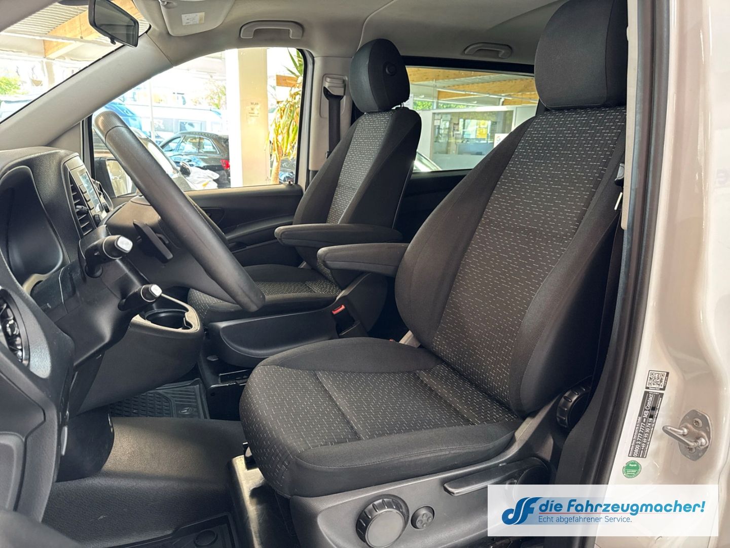 Fahrzeugabbildung Mercedes-Benz Vito Mixto  116  CDI 4x4 extralang EU6d-T
