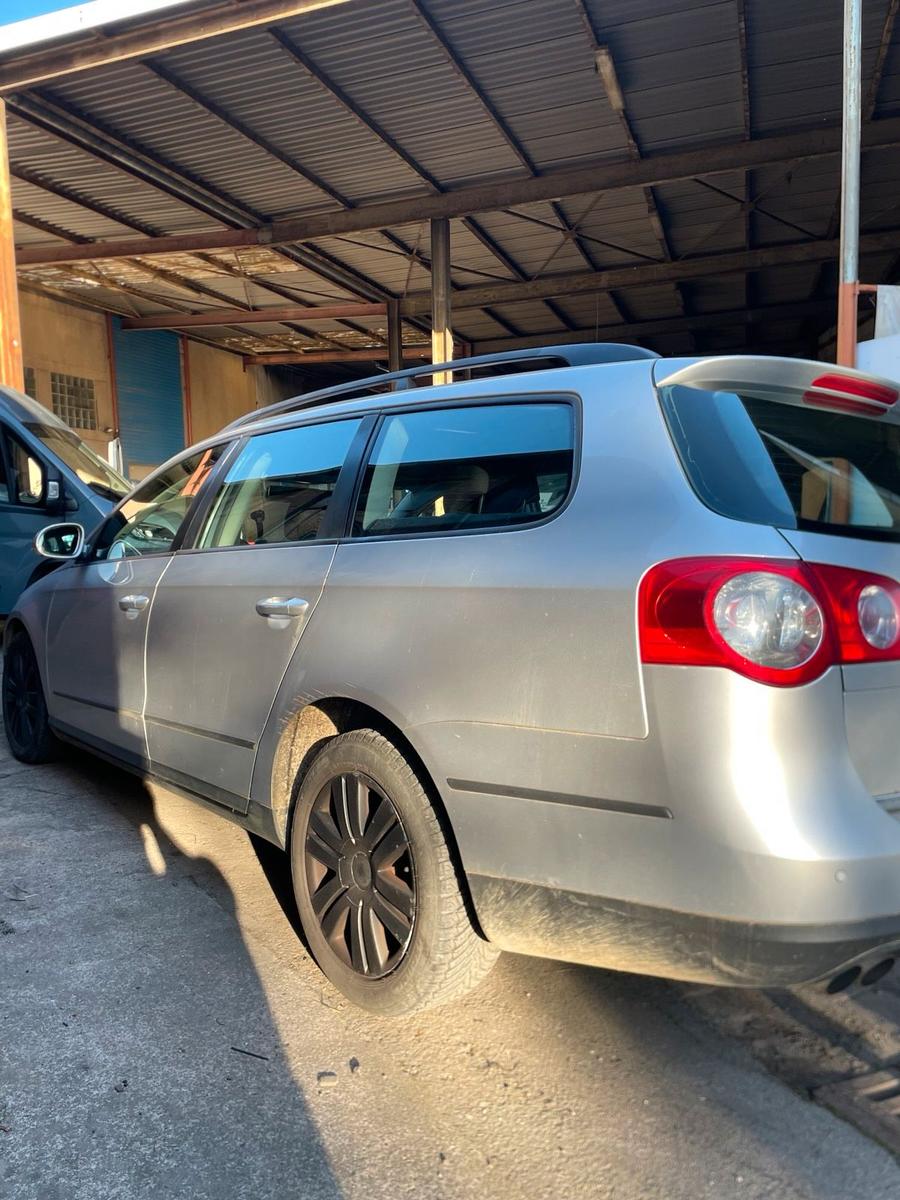 Volkswagen Passat 2010 — photo 5