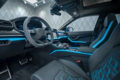 Urus 4.0 V8 SE 2026 BLUE PANO CARBON B&amp;O