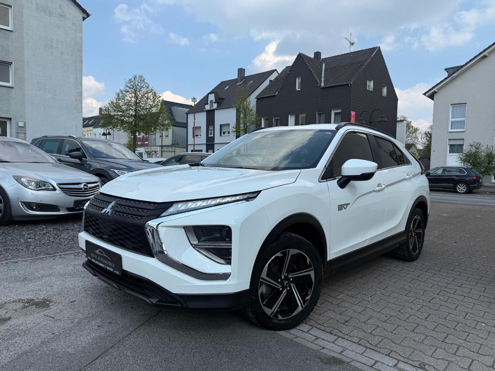 Mitsubishi Eclipse Cross Hybrid 4WD Kamera*LED*AHK*