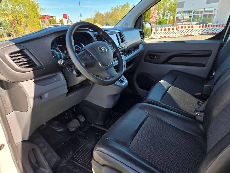 Toyota Proace Electric el.Reichweite(WLTP) 221km