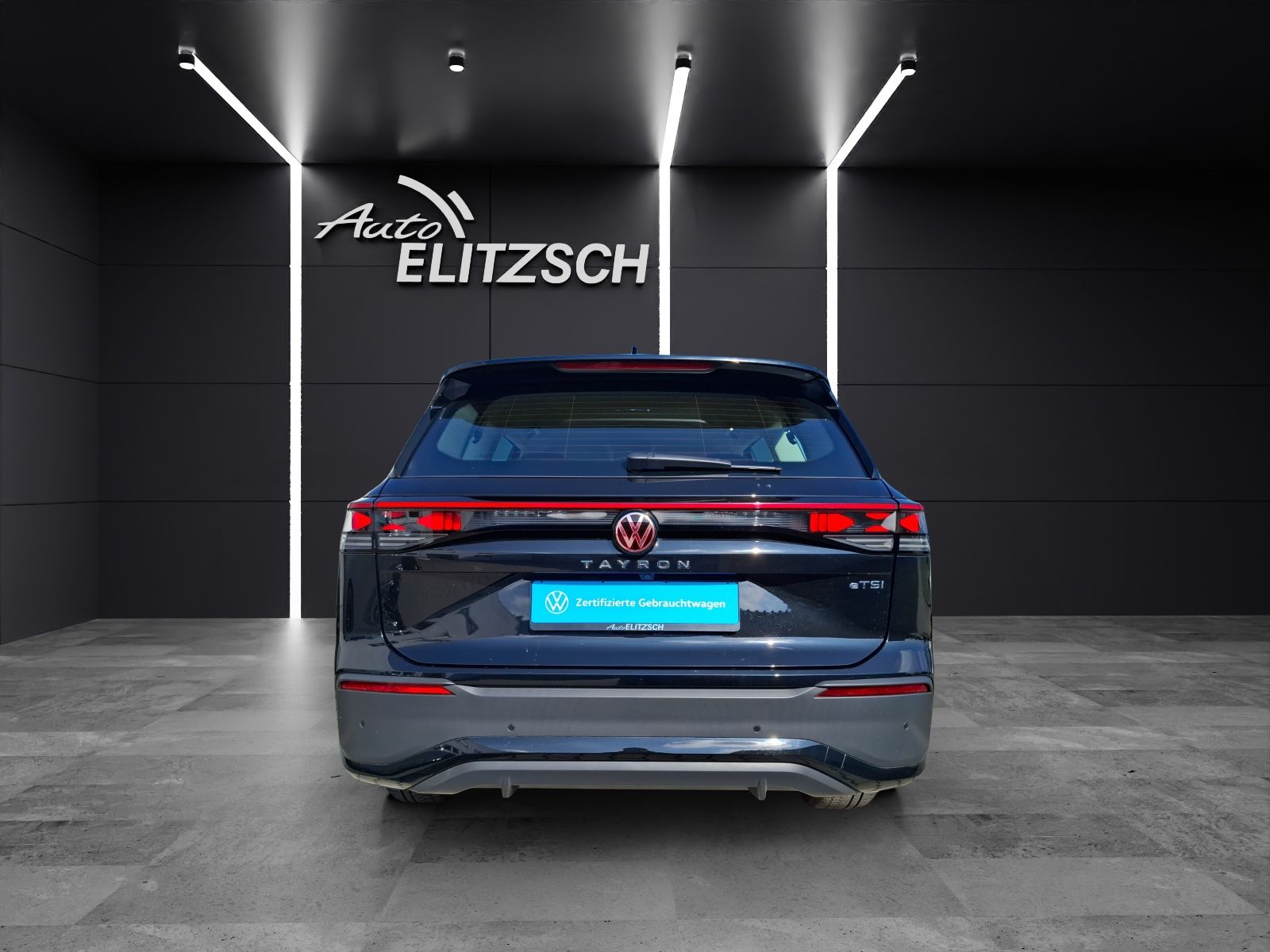 Fahrzeugabbildung Volkswagen Tayron eTSI Life DSG 7-Si Matrix AHK Navi AID AC