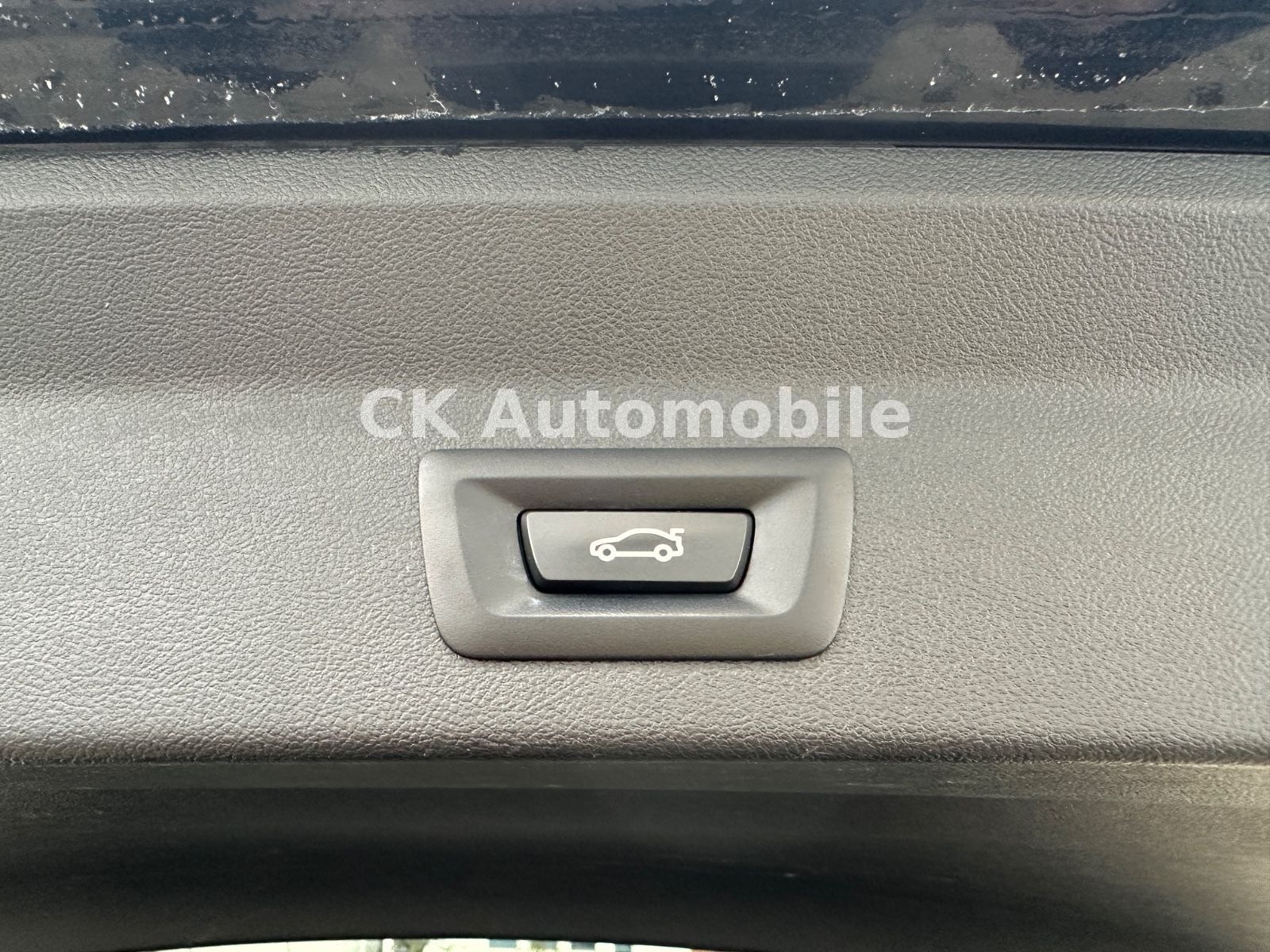 Fahrzeugabbildung BMW X3 xDrive30d M-Sport/Navi/Pano/LED/Kam/AHK