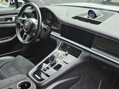 Fahrzeugabbildung Panamera GTS Luftfederung AD Niveau El. Panodach