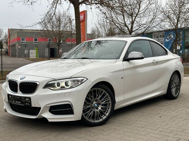 BMW M235i xDrive M Sport Xenon Navi GSD PERF.AUSPUFF