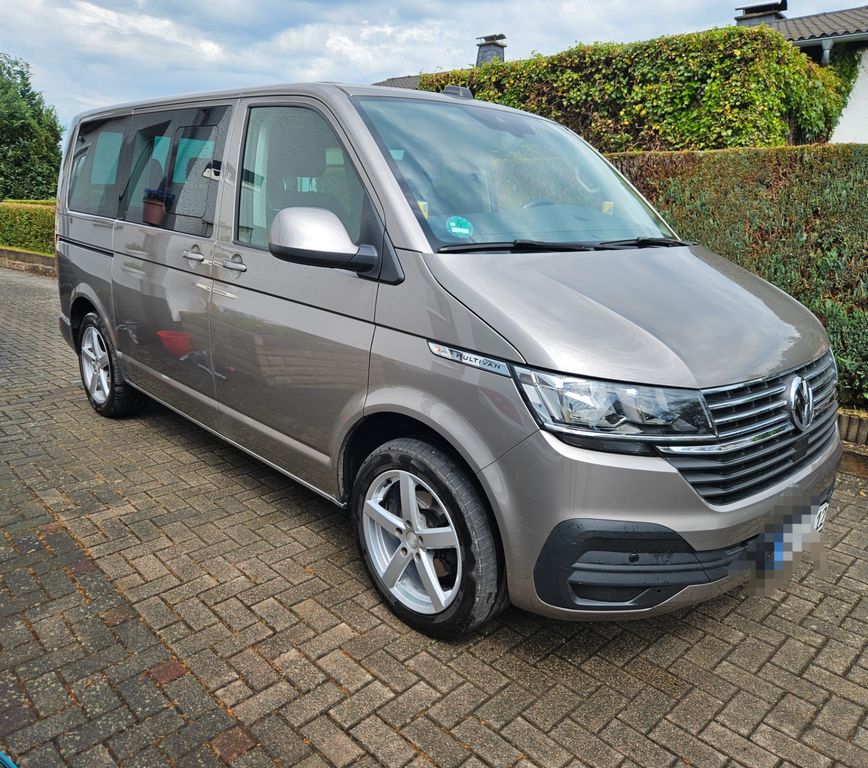 Image of Volkswagen T6 Multivan