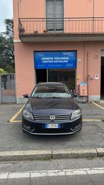 Volkswagen Passat - 2