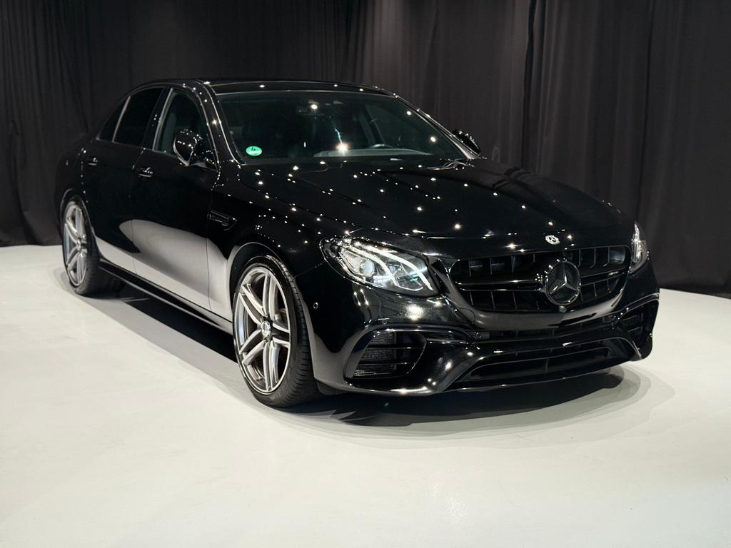 Mercedes-Benz E 63 AMG