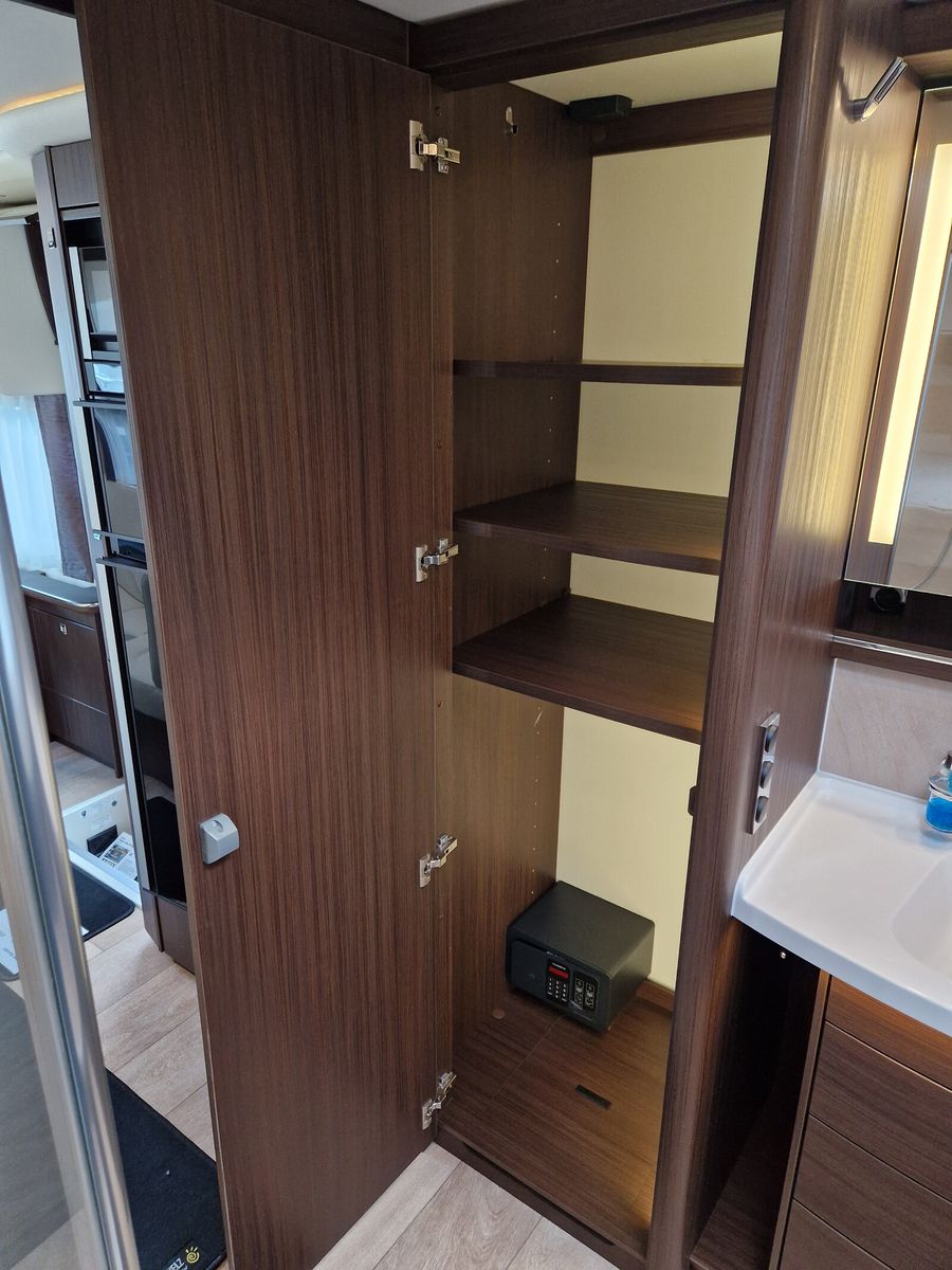Fahrzeugabbildung Morelo Palace Liner 93 MB MB Atego 1230