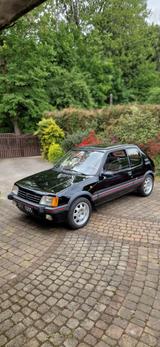 Peugeot 205 GTI Classique Sport N° 144/200 - schwarze Peugeot 205