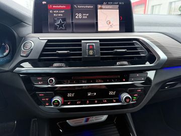 BMW X3 M40 i+HuP+AHK+Navi+Virt.C.+Kamera+Ambiente+SL